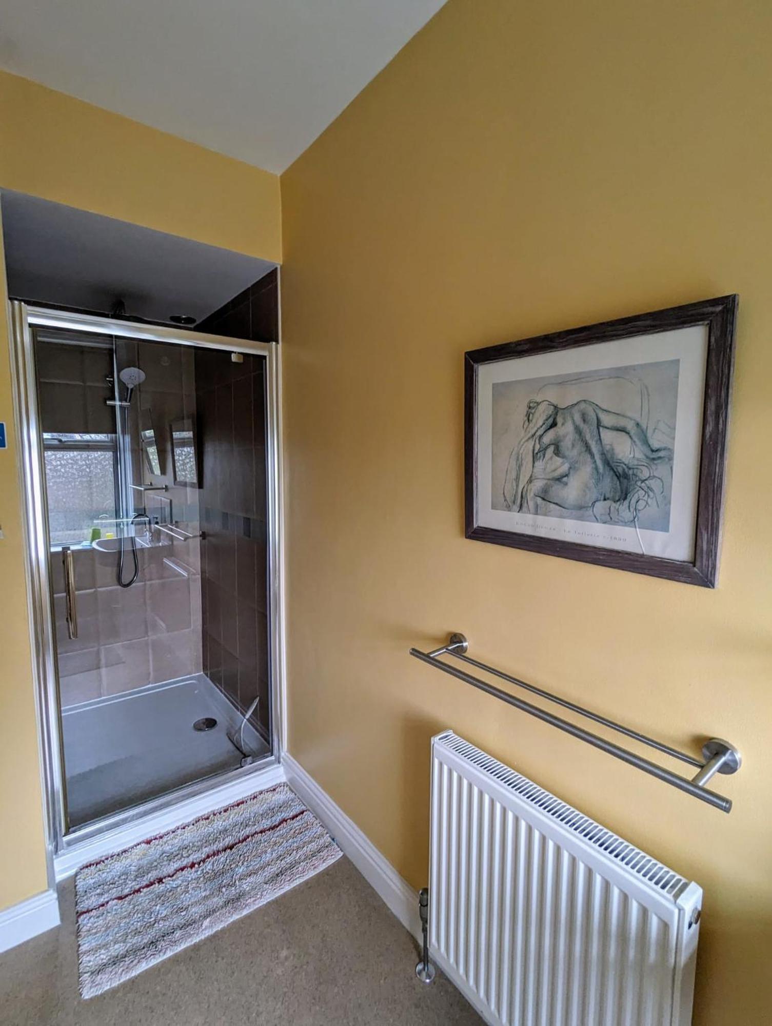 Number 18 Bed and Breakfast Γουίτμπι Εξωτερικό φωτογραφία